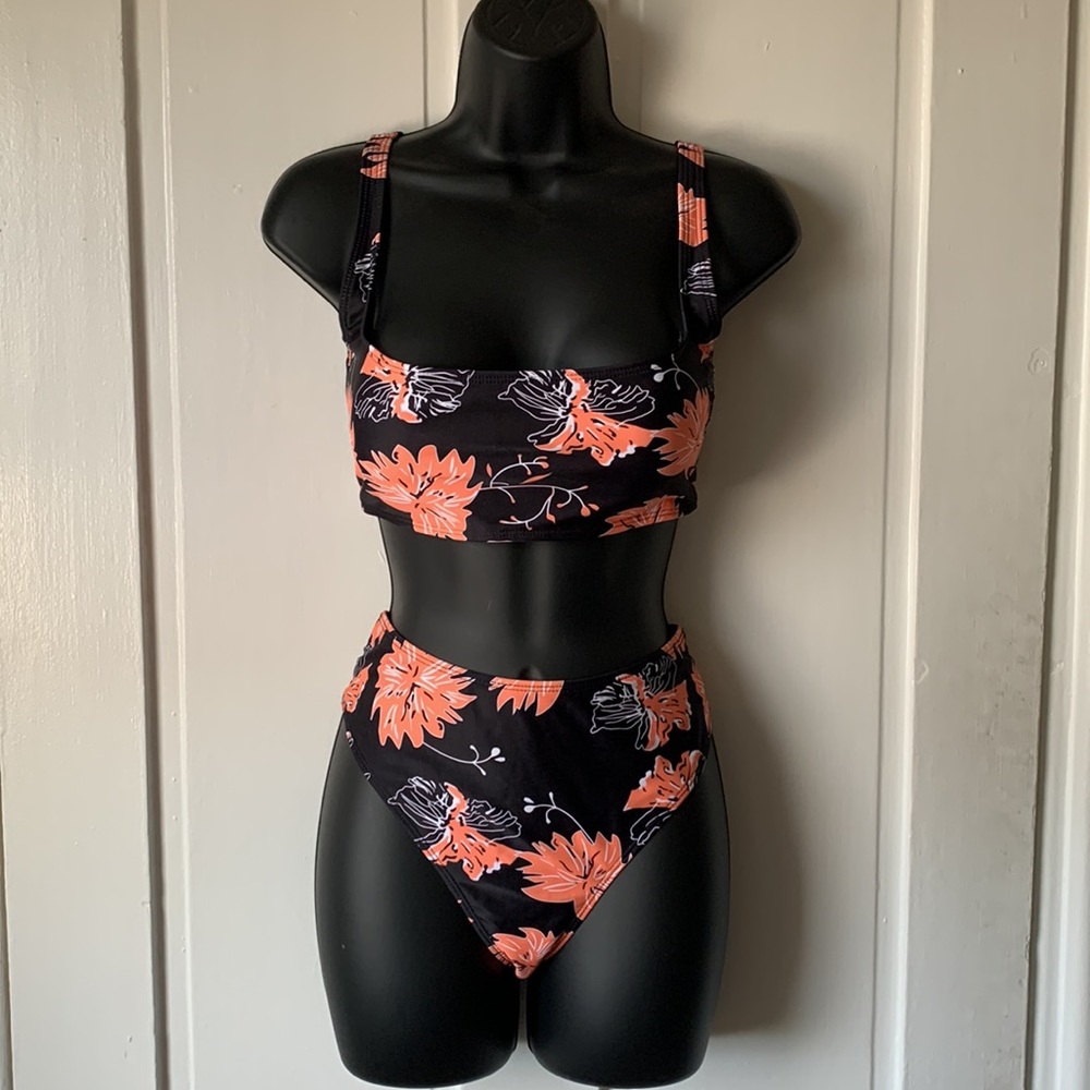 SHEIN peach & black Flower print bikini. Size medium